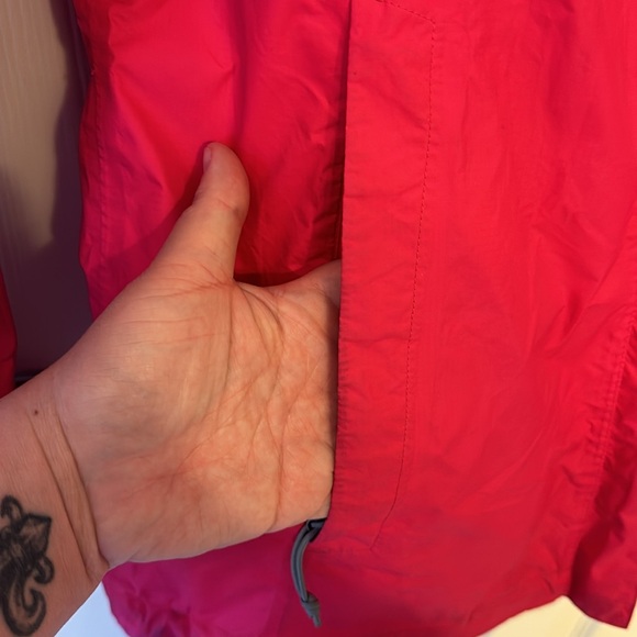 North face rain jacket - Picture 2 of 4